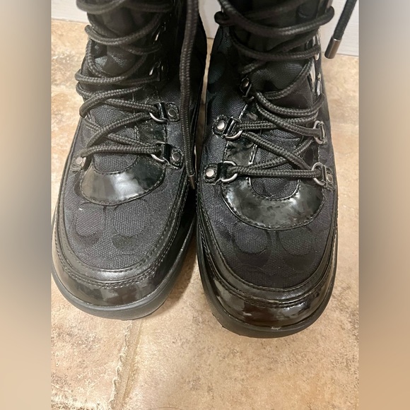 Authentic COACH PEGGEY SIGNATURE BLACK BOOT 7B New Without Box Never Worn - Picture 10 of 12